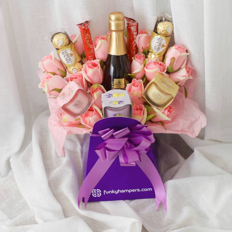 Yankee Candle, Prosecco and Pink Roses Chocolate Bouquet