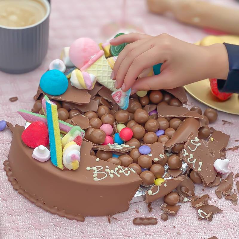 Pick N Mix Smash Cake